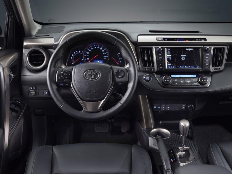  Toyota RAV4 2013 года  (EU) (фото 7 из 27)